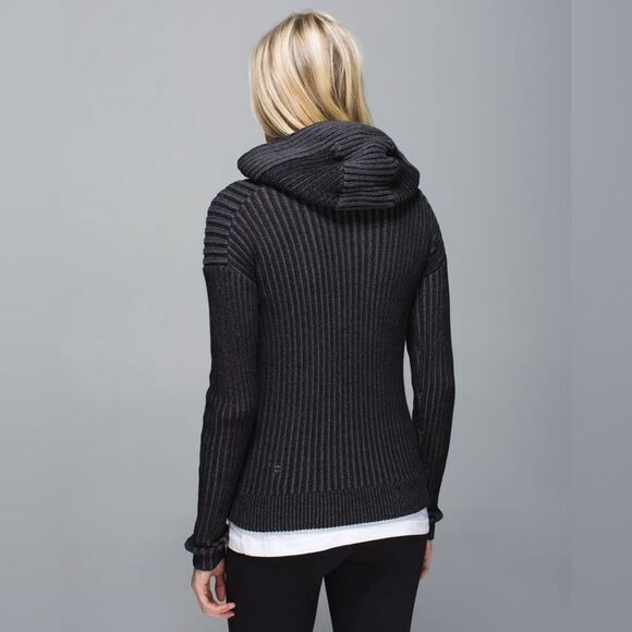 Lululemon Embrace Hoodie Knit Sweater Jacket in Black/Dark Grey size 4 - Picture 13 of 16